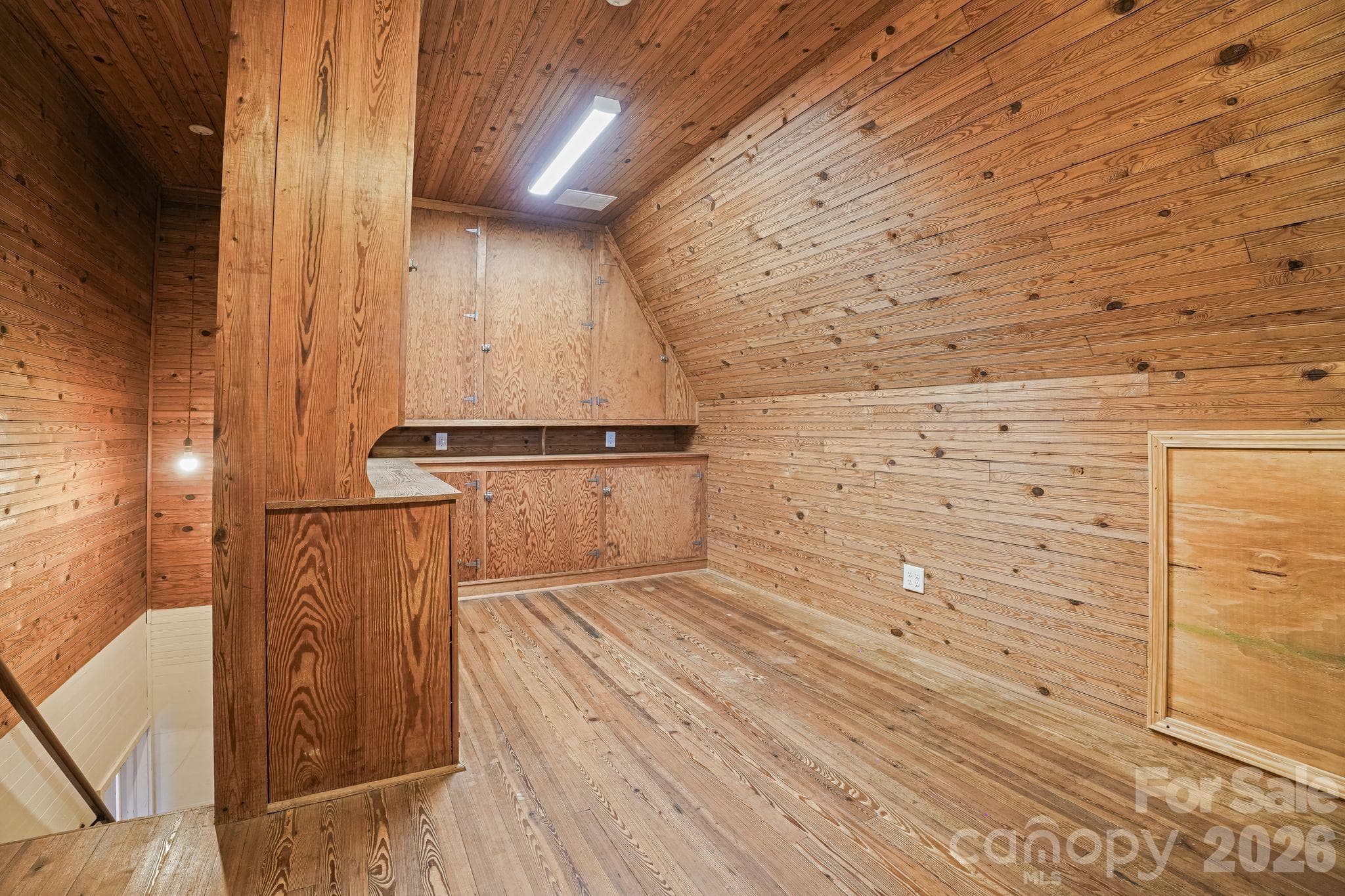 Single Family Residence at 1220 N Piedmont Avenue, Kings Mountain, photo 27 of 48