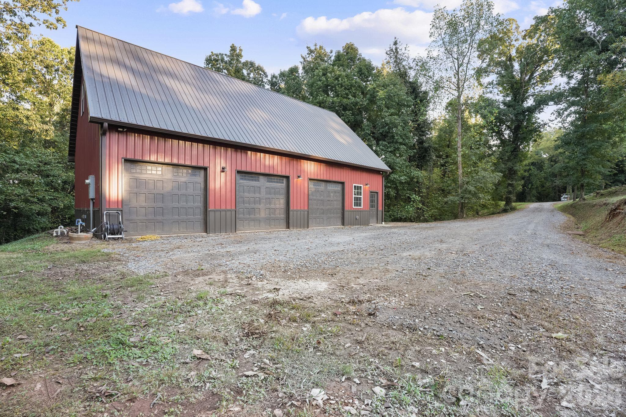 workshop - 1220 N Piedmont Avenue, Kings Mountain