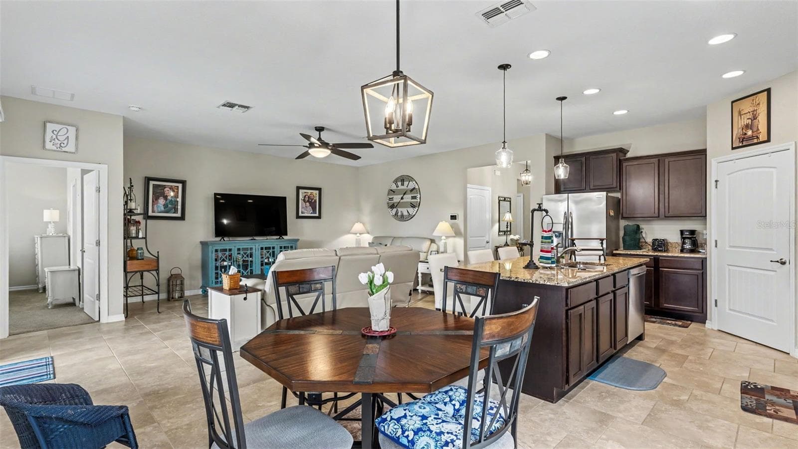 Single Family Residence at 2595 CANYON CREST DR, LAKELAND, photo 10 of 47