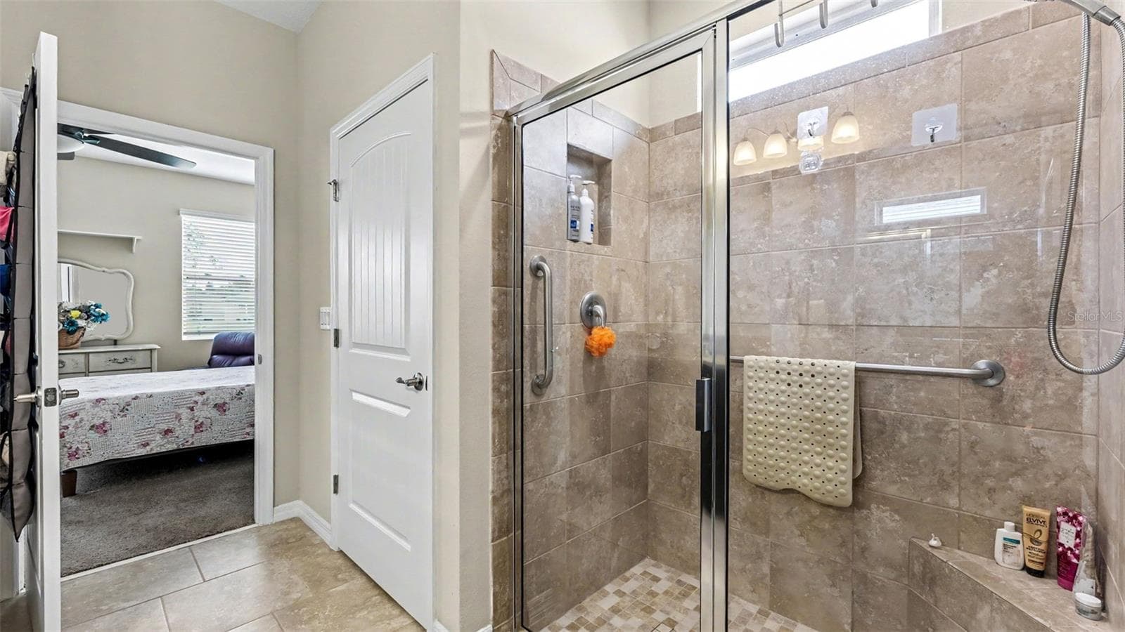 Single Family Residence at 2595 CANYON CREST DR, LAKELAND, photo 18 of 47