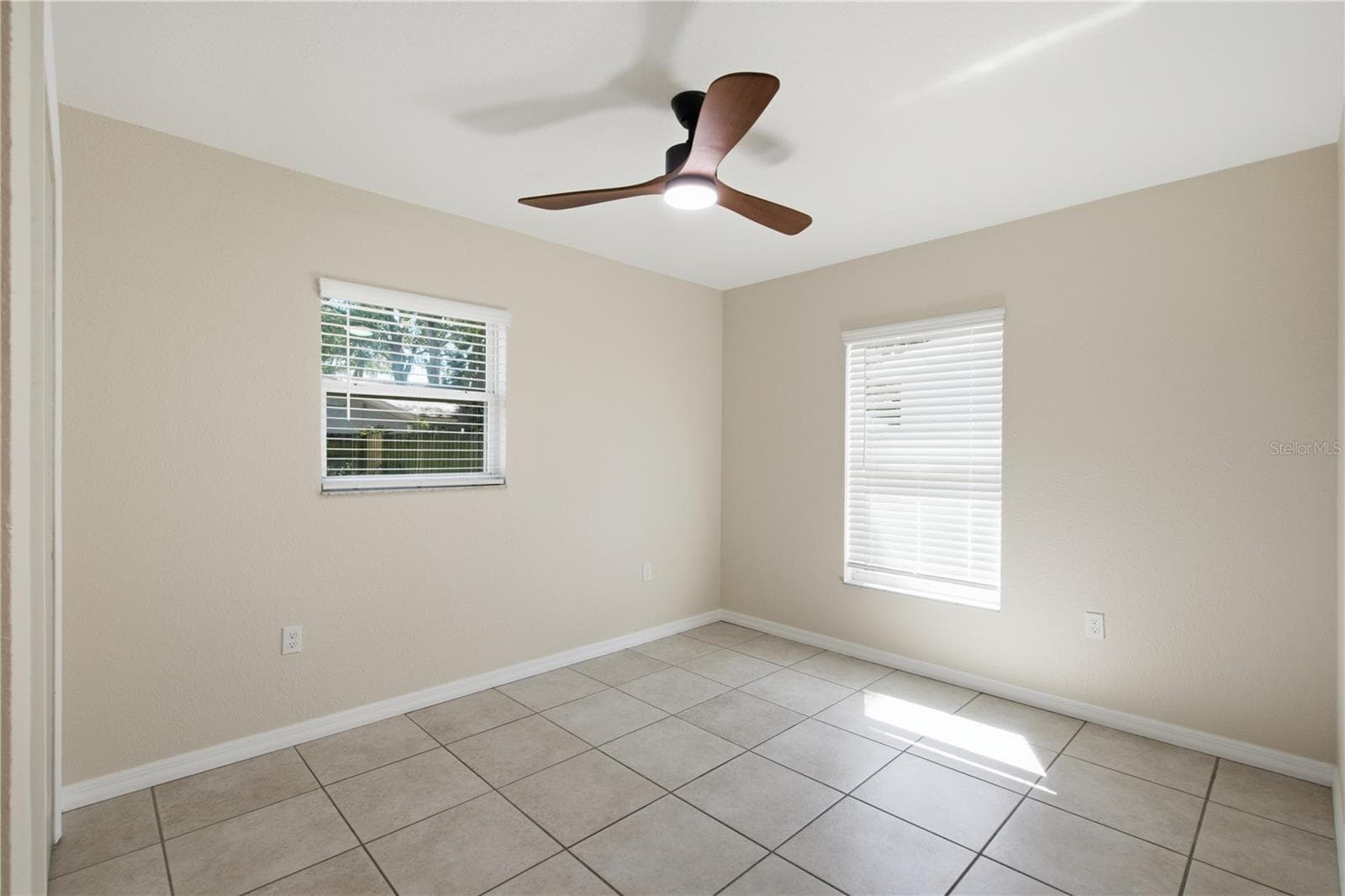 Single Family Residence at 541 PLUMOSA AVE, CLEARWATER, photo 10 of 22