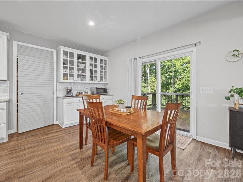 Single Family Residence at 213 Candish Court, Fort Mill, photo 12 of 48