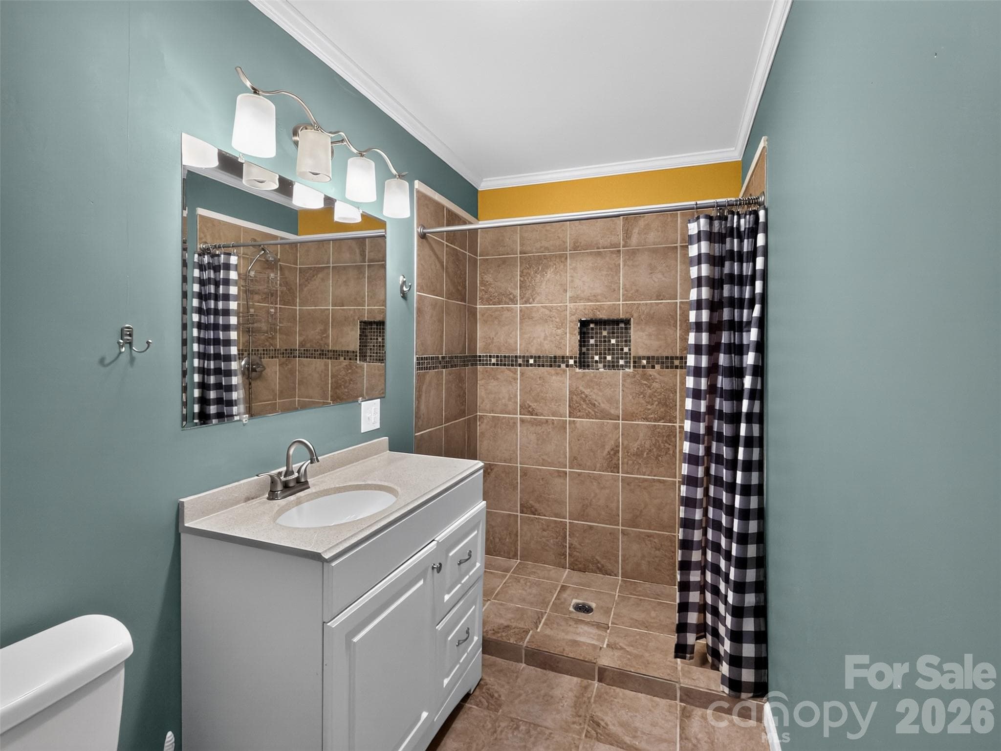Primary Bathroom (en suite) - 184 Hollis Road, Ellenboro