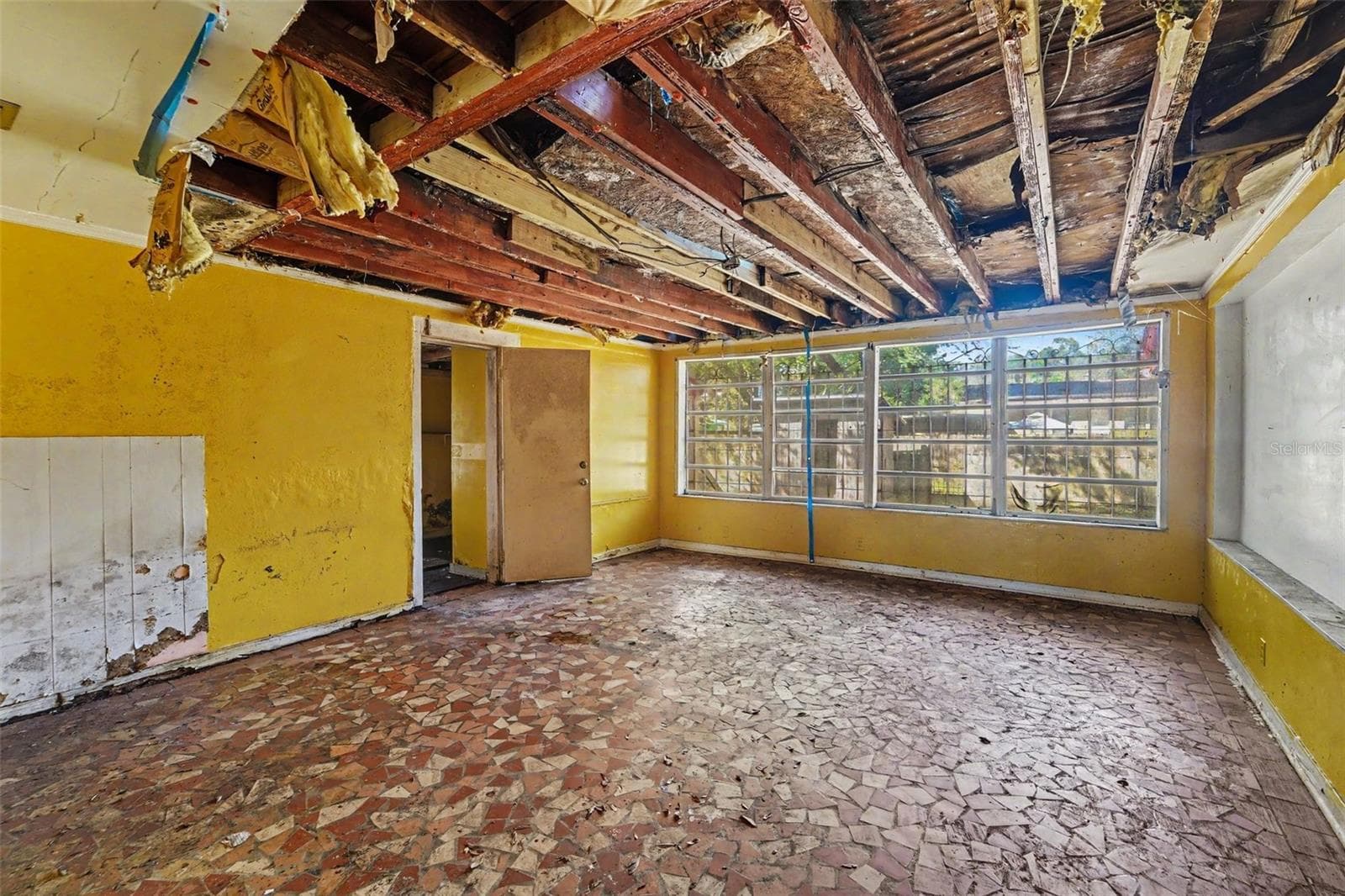 Single Family Residence at 504 E EMILY ST, TAMPA, photo 12 of 25