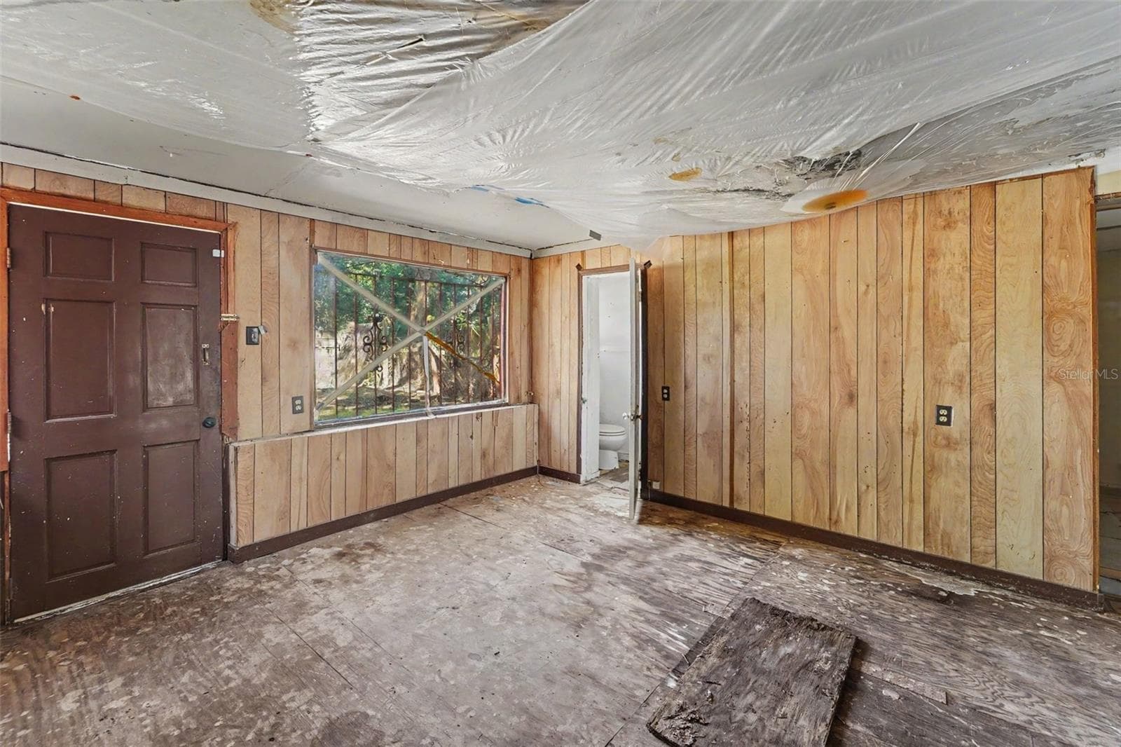 Single Family Residence at 504 E EMILY ST, TAMPA, photo 17 of 25