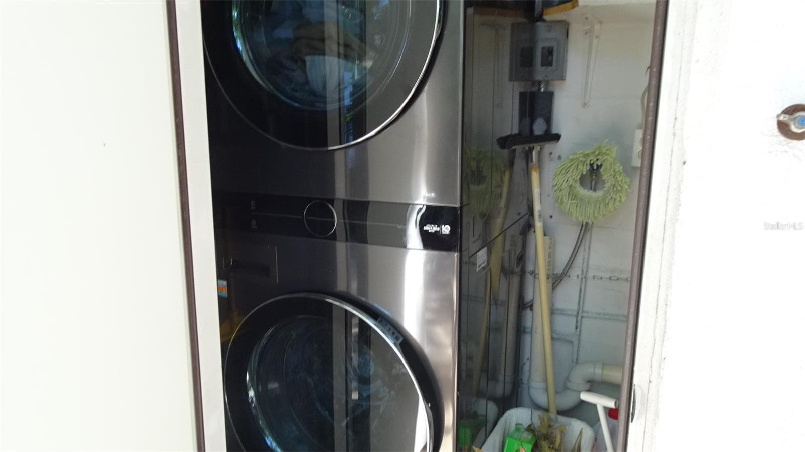 Washer and Dryer included. - 7800 38TH TER N, ST PETERSBURG