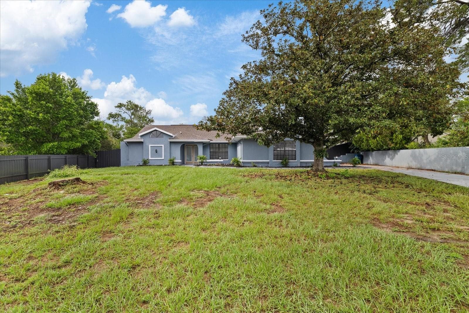 Single Family Residence at 2599 GLENRIDGE DR, SPRING HILL, photo 2 of 52
