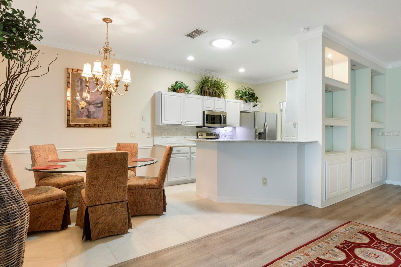 Single Family Residence at 8040 ARCADIAN CT, MOUNT DORA, photo 7 of 34
