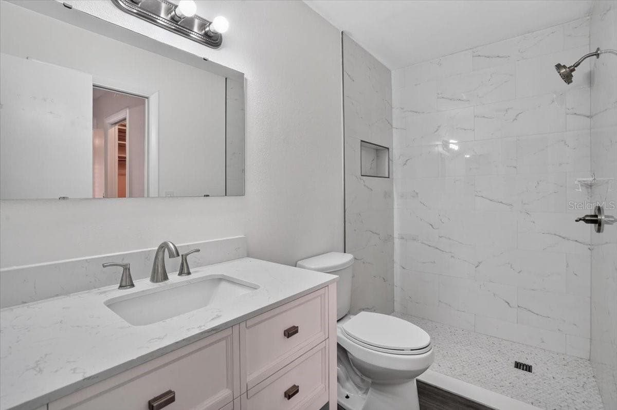 Condominium at 1340 GRAND BLVD #205, SARASOTA, photo 15 of 35