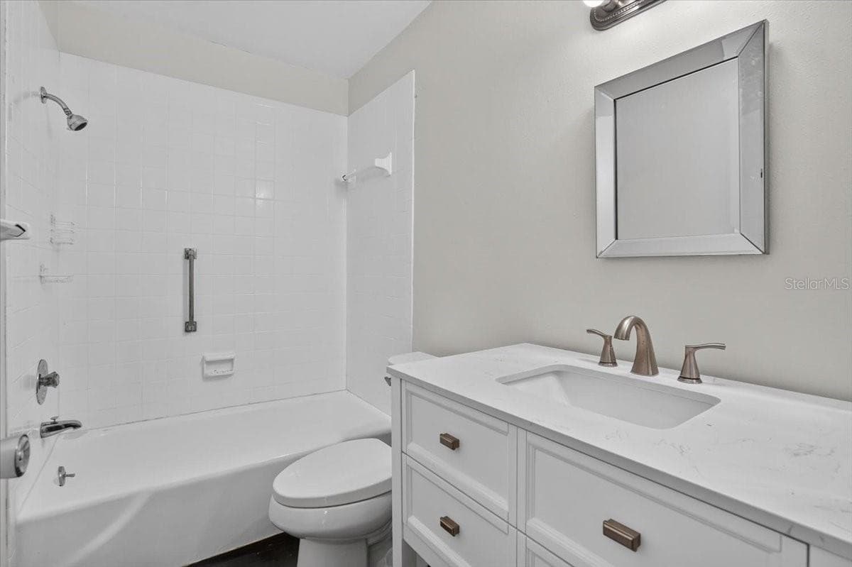 Condominium at 1340 GRAND BLVD #205, SARASOTA, photo 18 of 35
