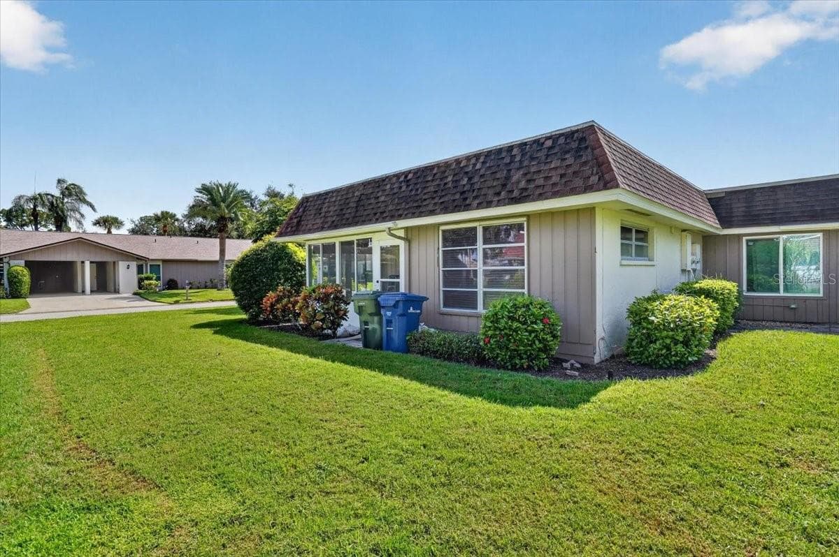 Condominium at 1340 GRAND BLVD #205, SARASOTA, photo 21 of 35