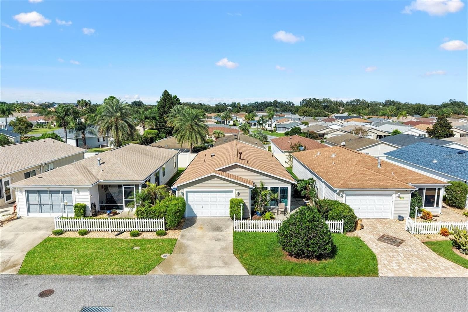 WELCOME HOME! - 2379 BATON PL, THE VILLAGES