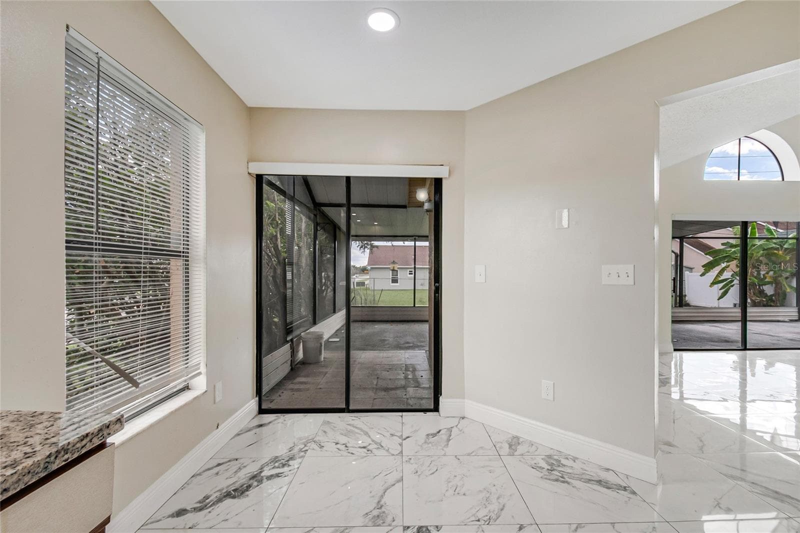 Single Family Residence at 301 BLUE BAYOU DR, KISSIMMEE, photo 15 of 44
