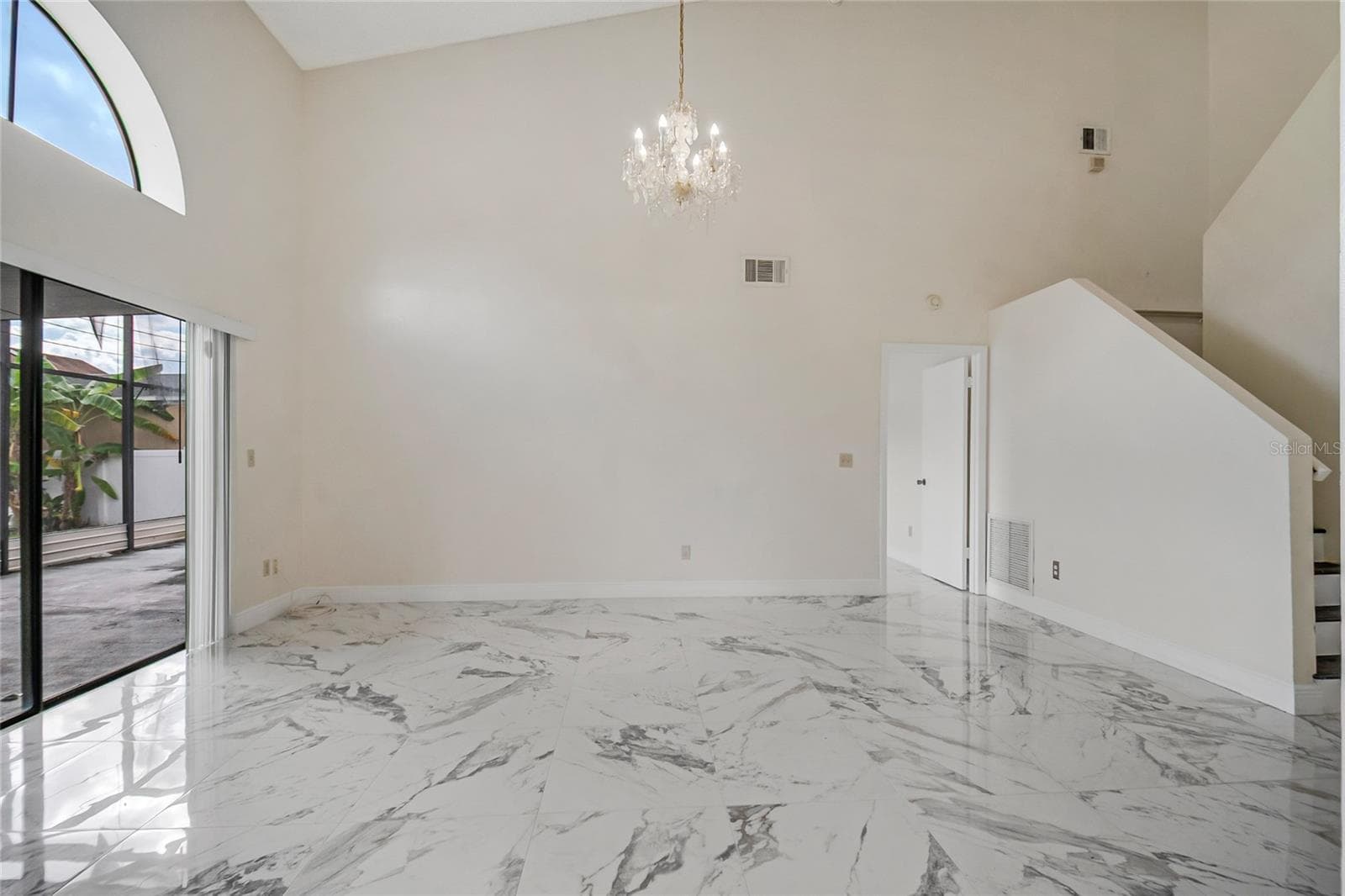 Single Family Residence at 301 BLUE BAYOU DR, KISSIMMEE, photo 19 of 44