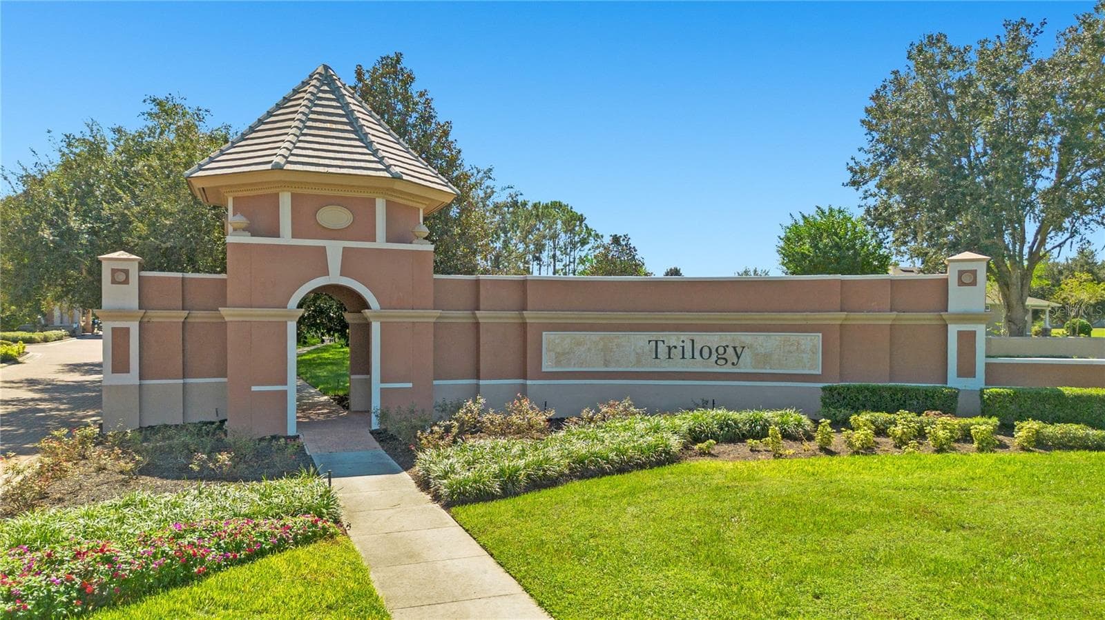Entrance to Community - Guard Gated - 103 BALMY COAST RD, GROVELAND