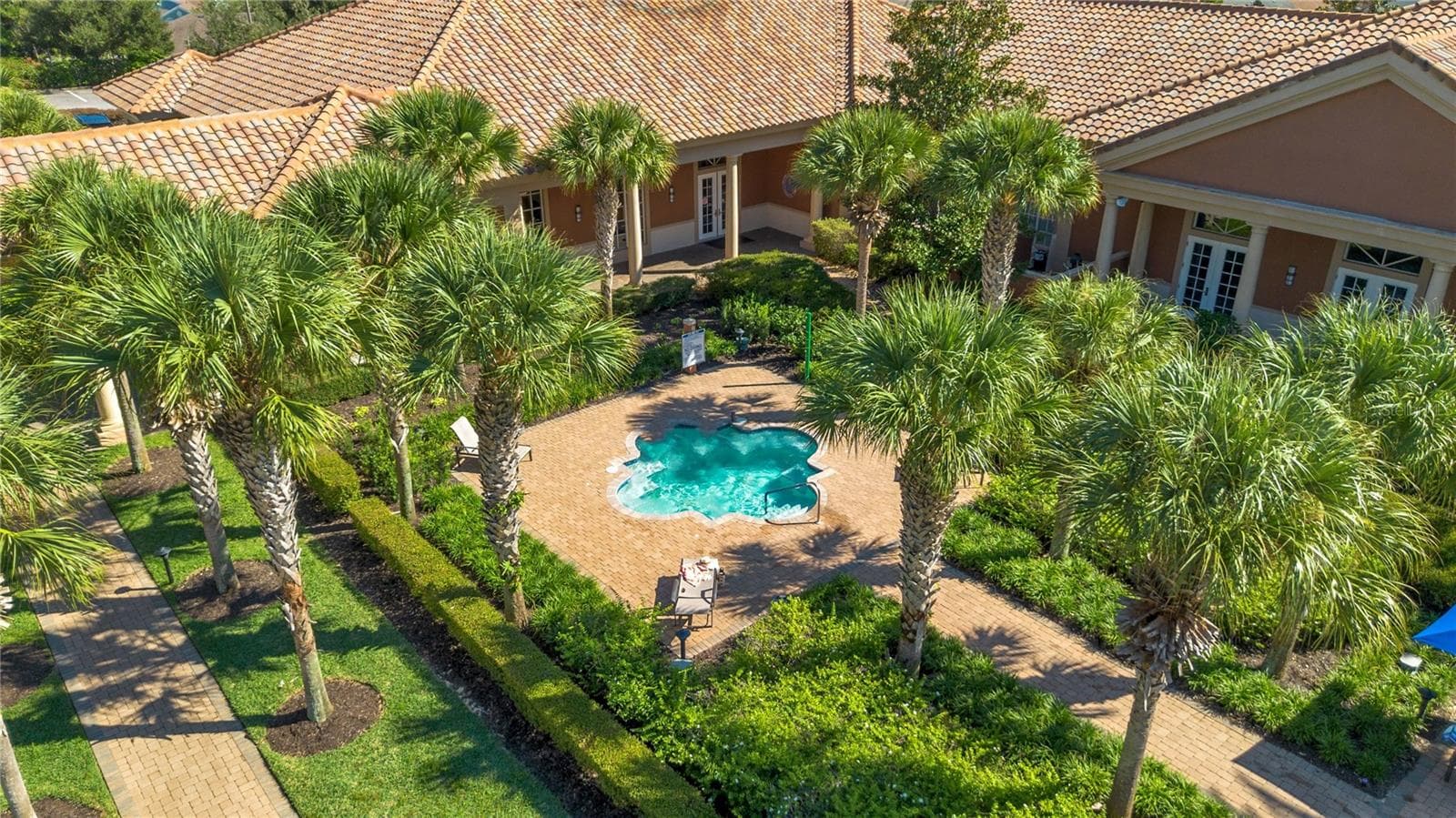 Community Pool - 103 BALMY COAST RD, GROVELAND