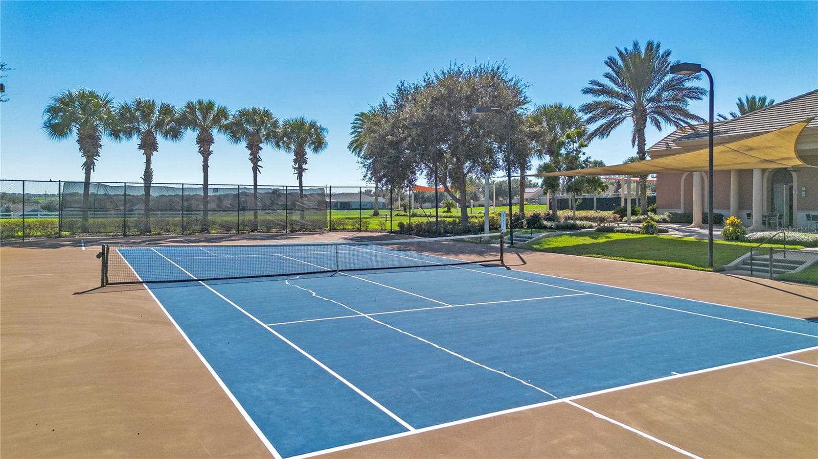 Community Tennis Courts - 103 BALMY COAST RD, GROVELAND