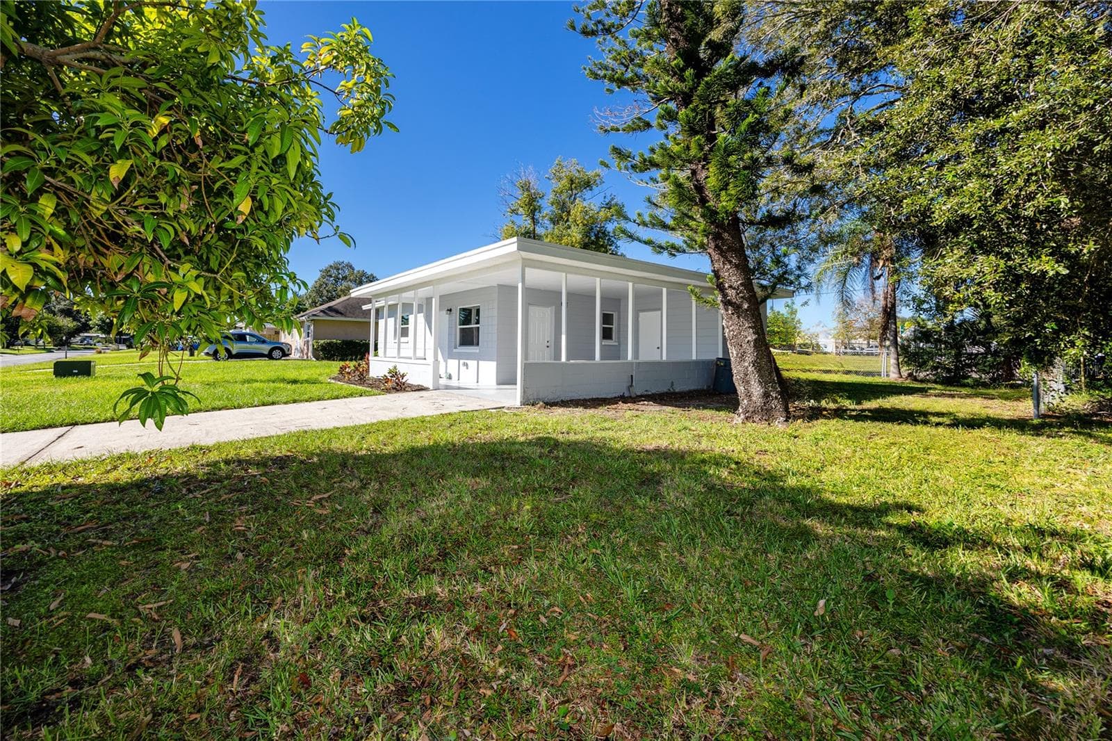 Single Family Residence at 6542 GEM LN, SEMINOLE, photo 5 of 35