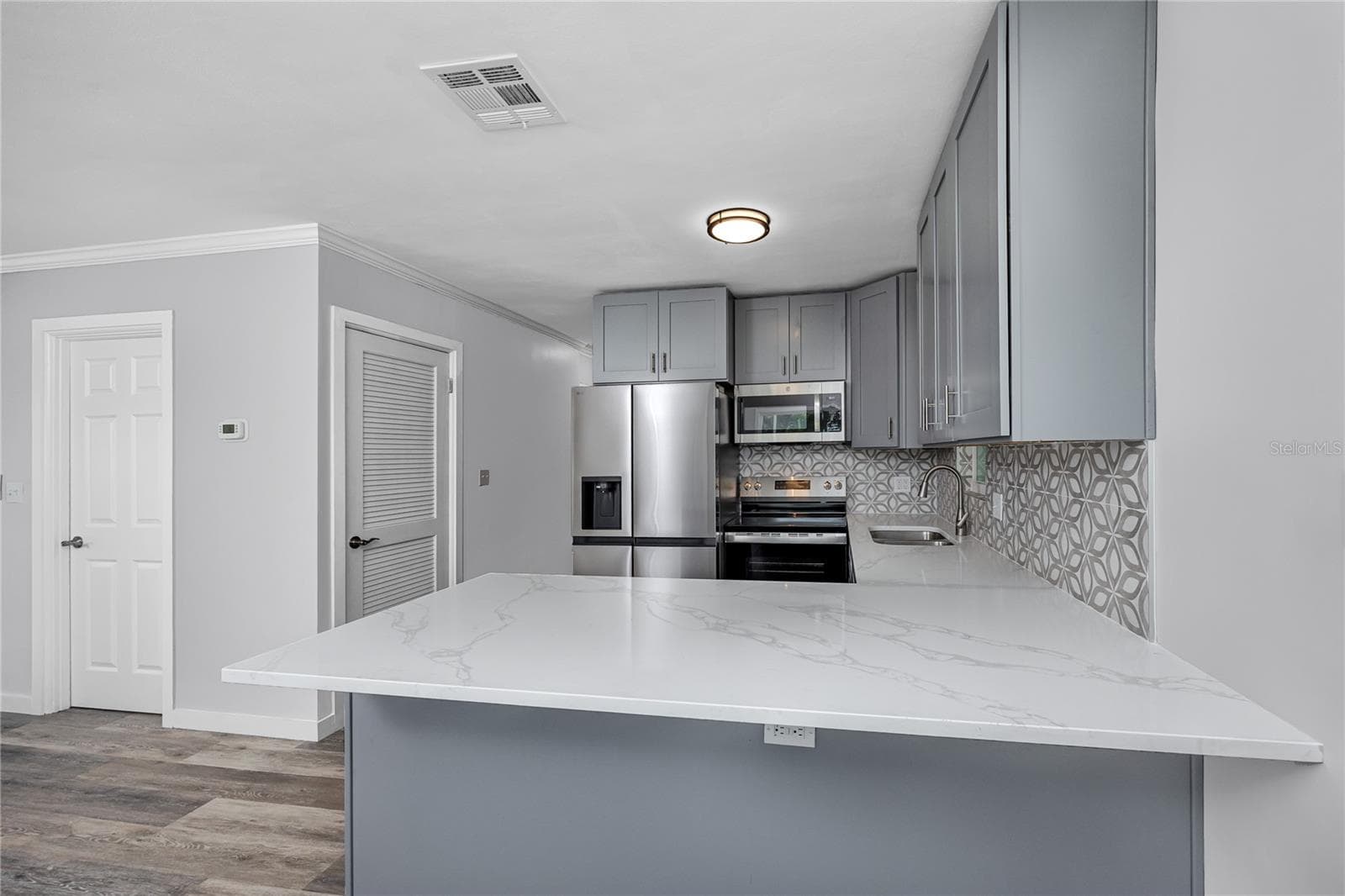 Single Family Residence at 6542 GEM LN, SEMINOLE, photo 15 of 35