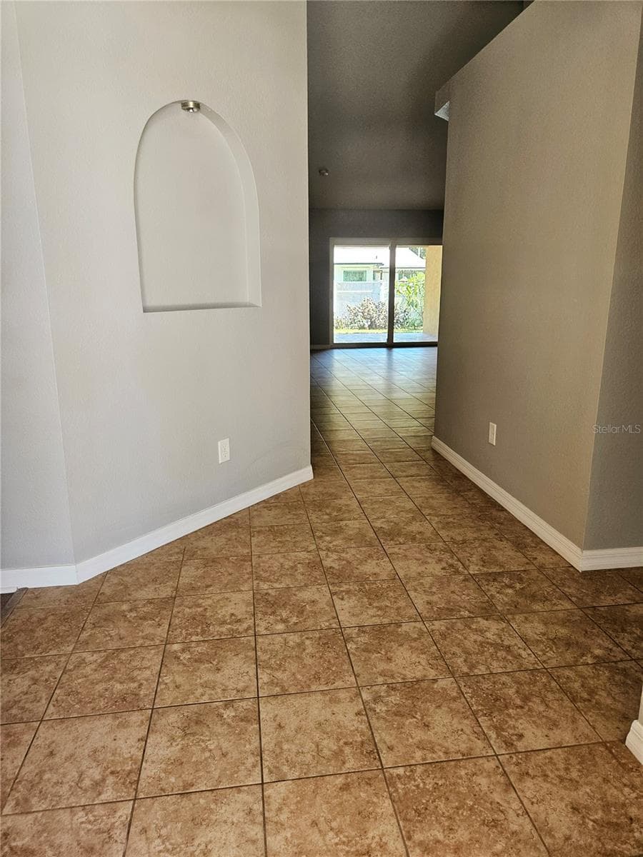 Single Family Residence at 12141 137TH ST N, LARGO, photo 24 of 30
