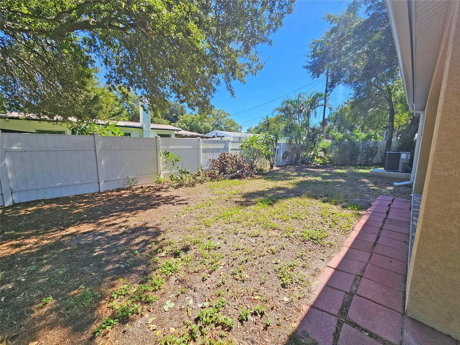 Single Family Residence at 12141 137TH ST N, LARGO, photo 28 of 30