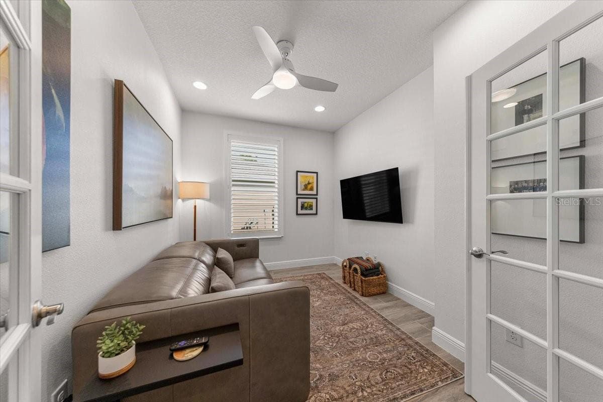 Office/Den - 5179 NW 35TH LANE RD, OCALA