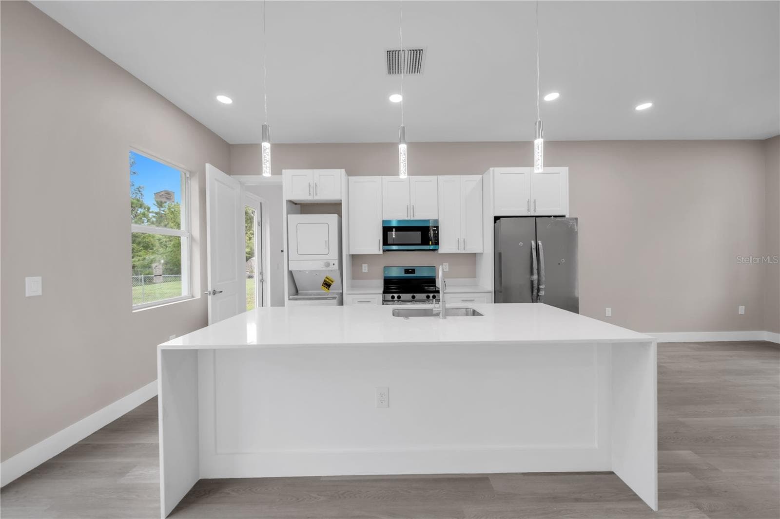 Single Family Residence at 27149 ALOHA DR DR, PUNTA GORDA, photo 6 of 32