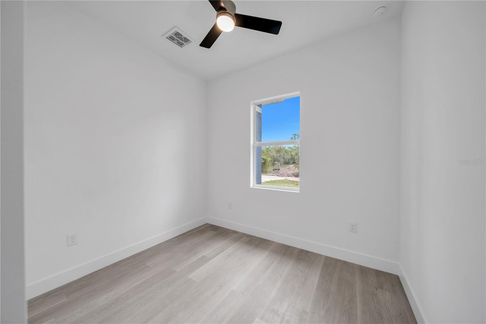 Single Family Residence at 27149 ALOHA DR DR, PUNTA GORDA, photo 14 of 32