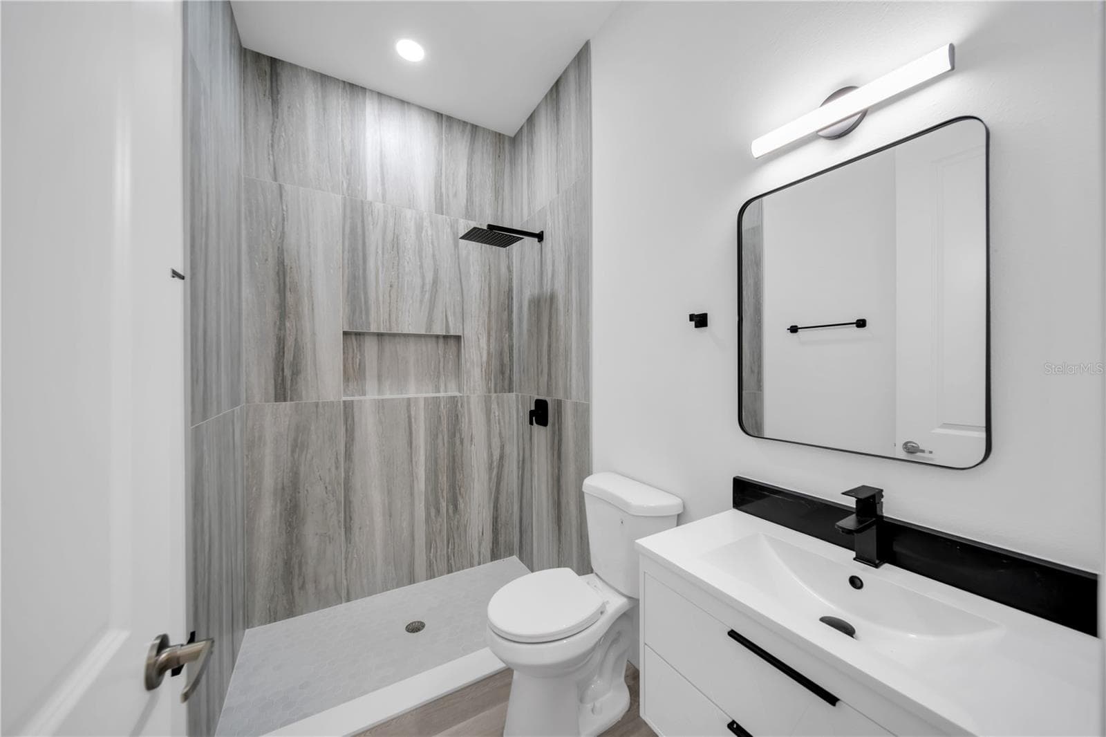 Single Family Residence at 27149 ALOHA DR DR, PUNTA GORDA, photo 15 of 32