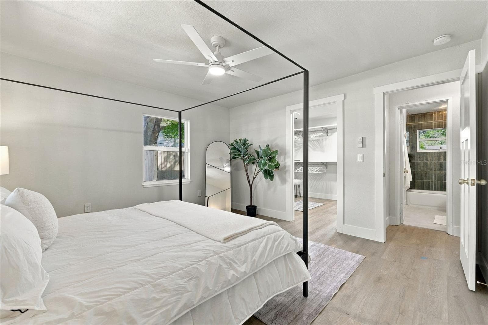 Single Family Residence at 4506 S CAMERON AVE, TAMPA, photo 19 of 35