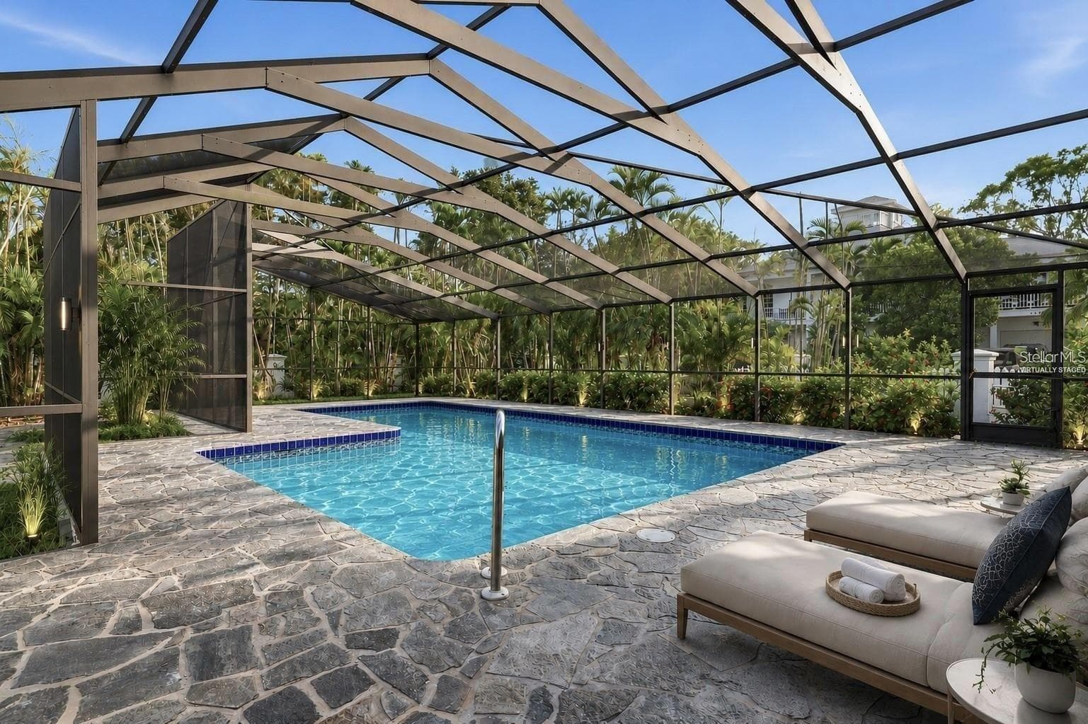 Virtually staged - 604 NORSOTA WAY, SARASOTA