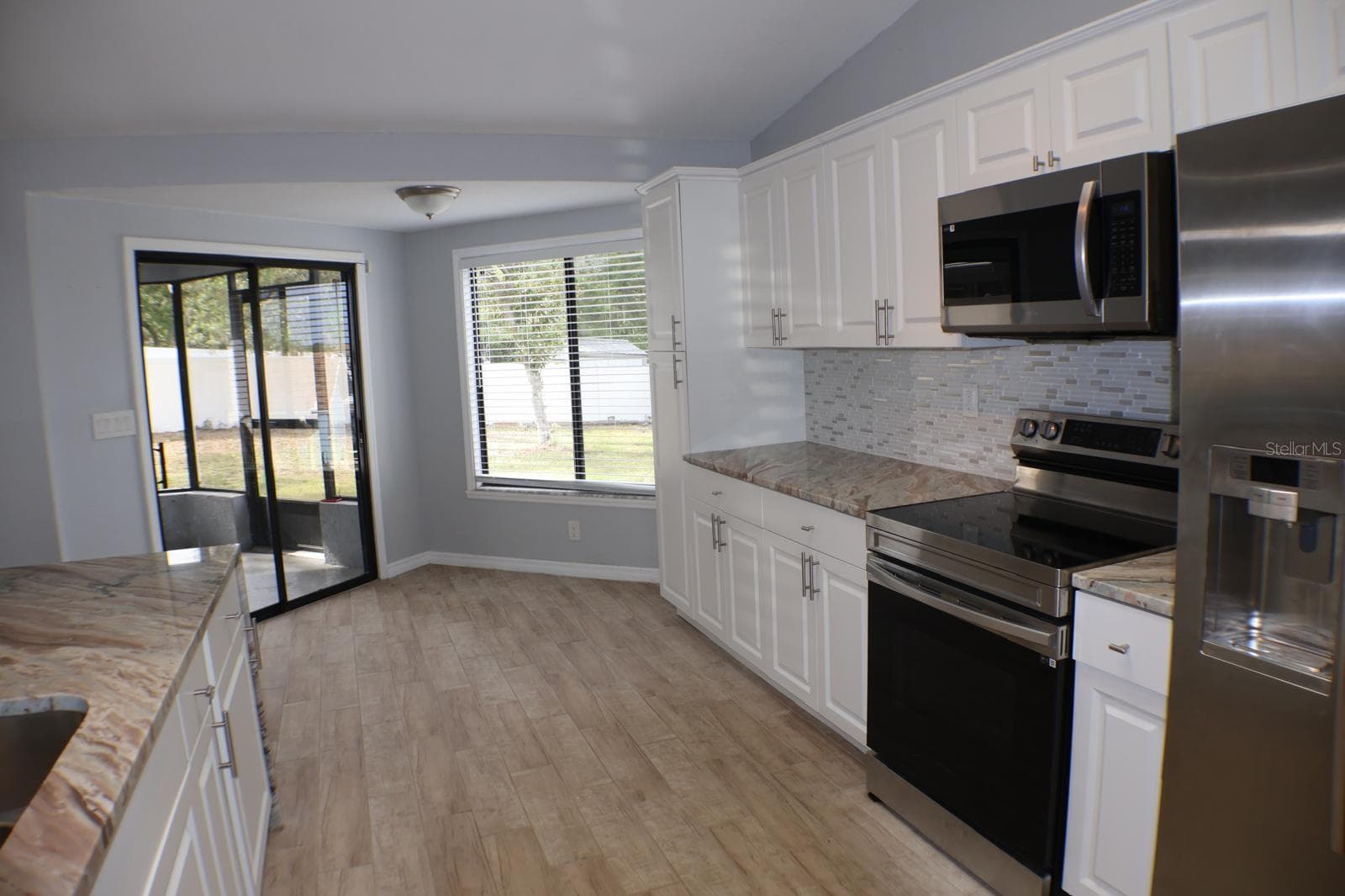 Single Family Residence at 13365 DRAYTON DR, SPRING HILL, photo 5 of 14