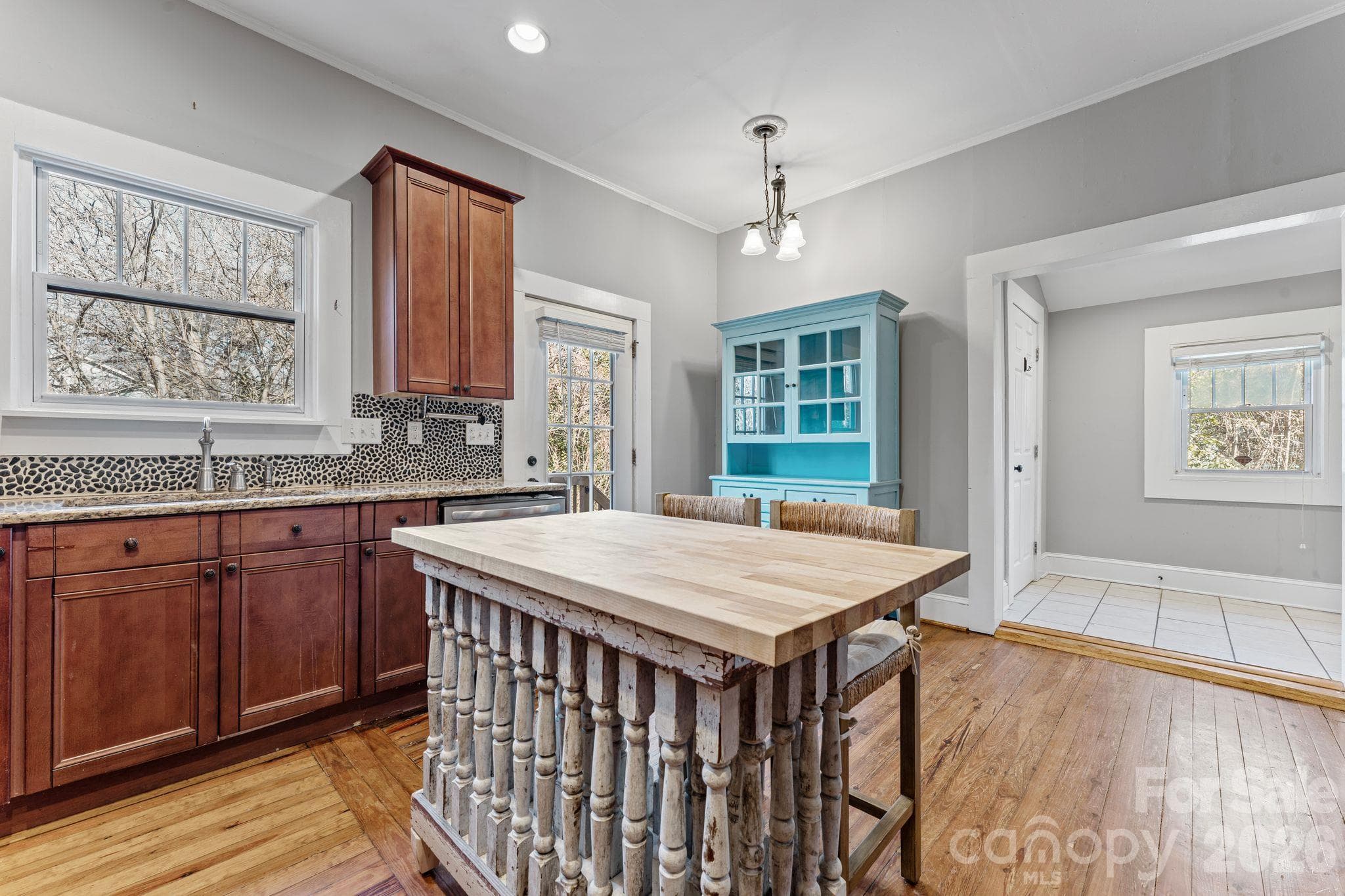 Single Family Residence at 2815 N Myers Street, Charlotte, photo 16 of 38