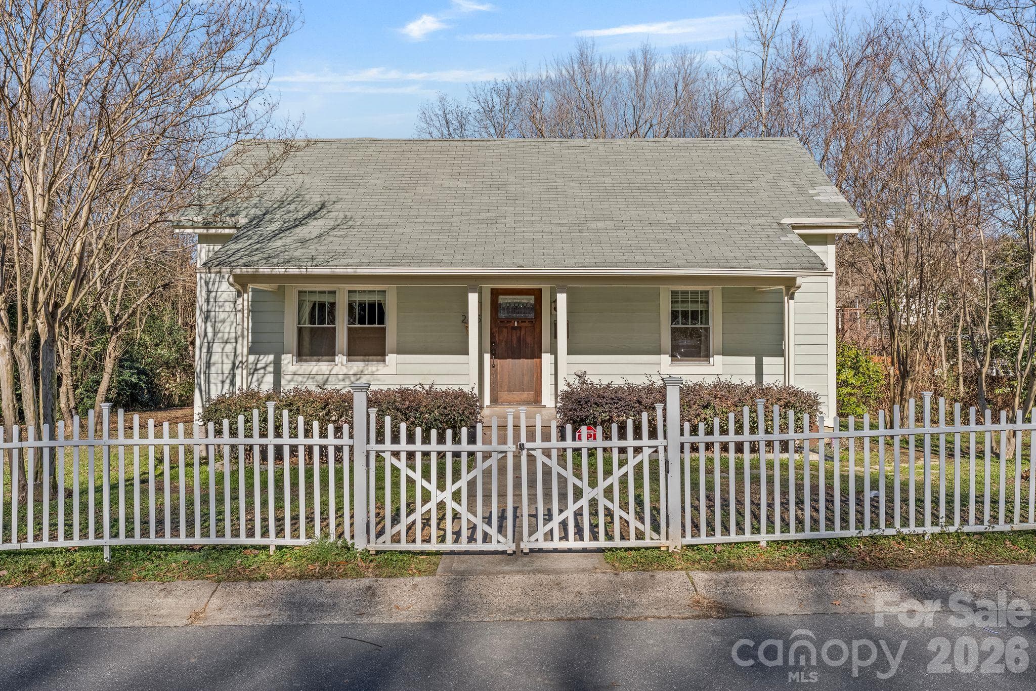 Single Family Residence at 2815 N Myers Street, Charlotte, photo 33 of 38