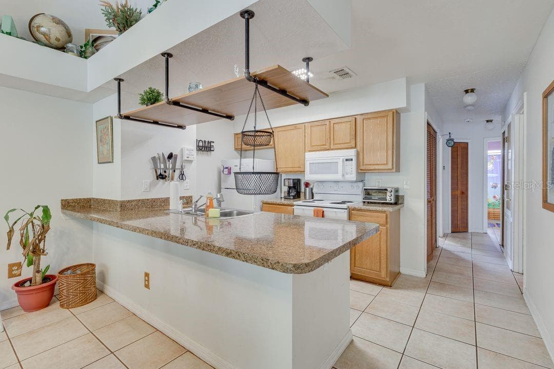 Condominium at 5004 LAGUNA BAY CIR #54, KISSIMMEE, photo 5 of 30