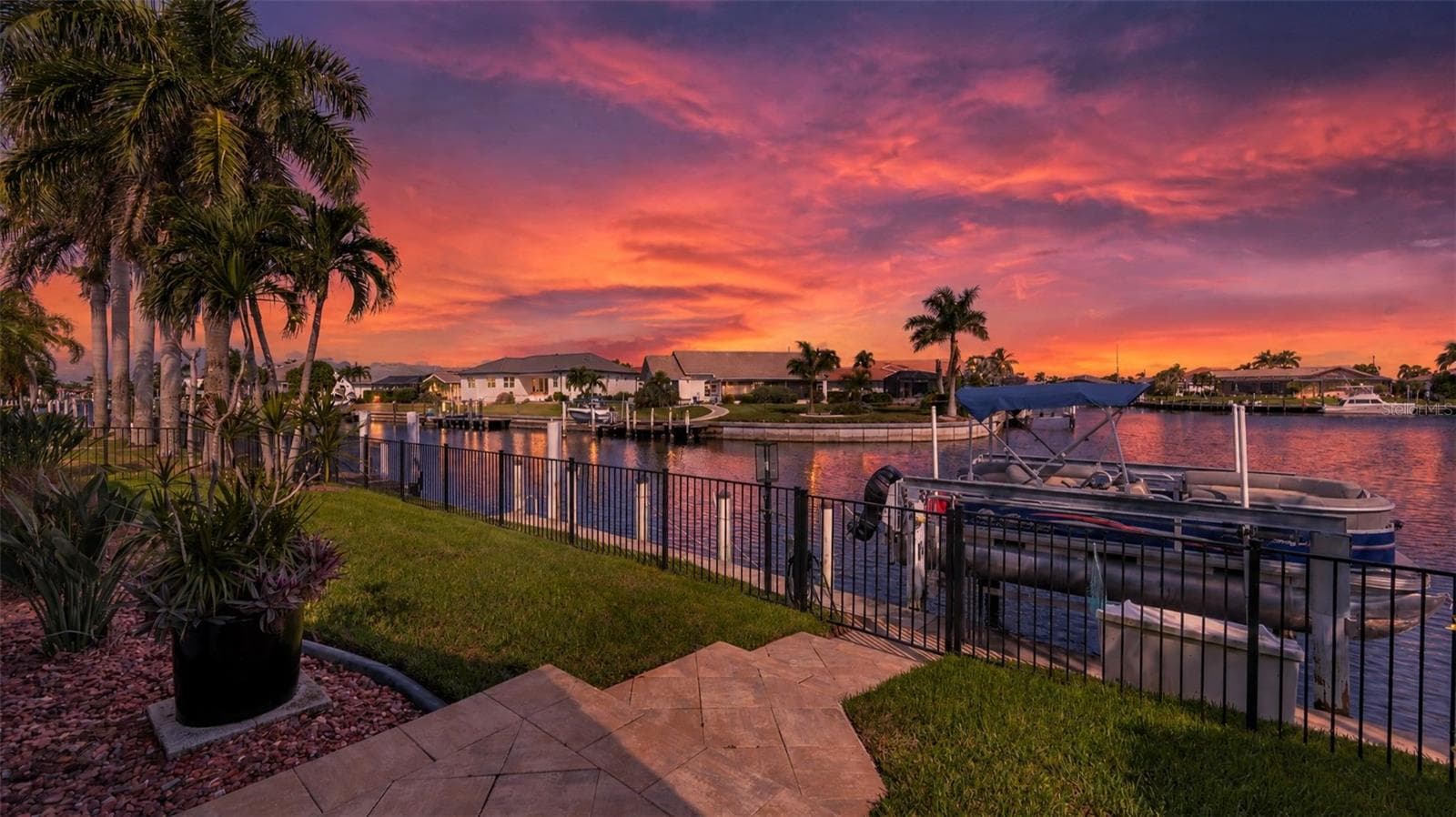 Single Family Residence at 2112 WYATT CIR, PUNTA GORDA, photo 8 of 86