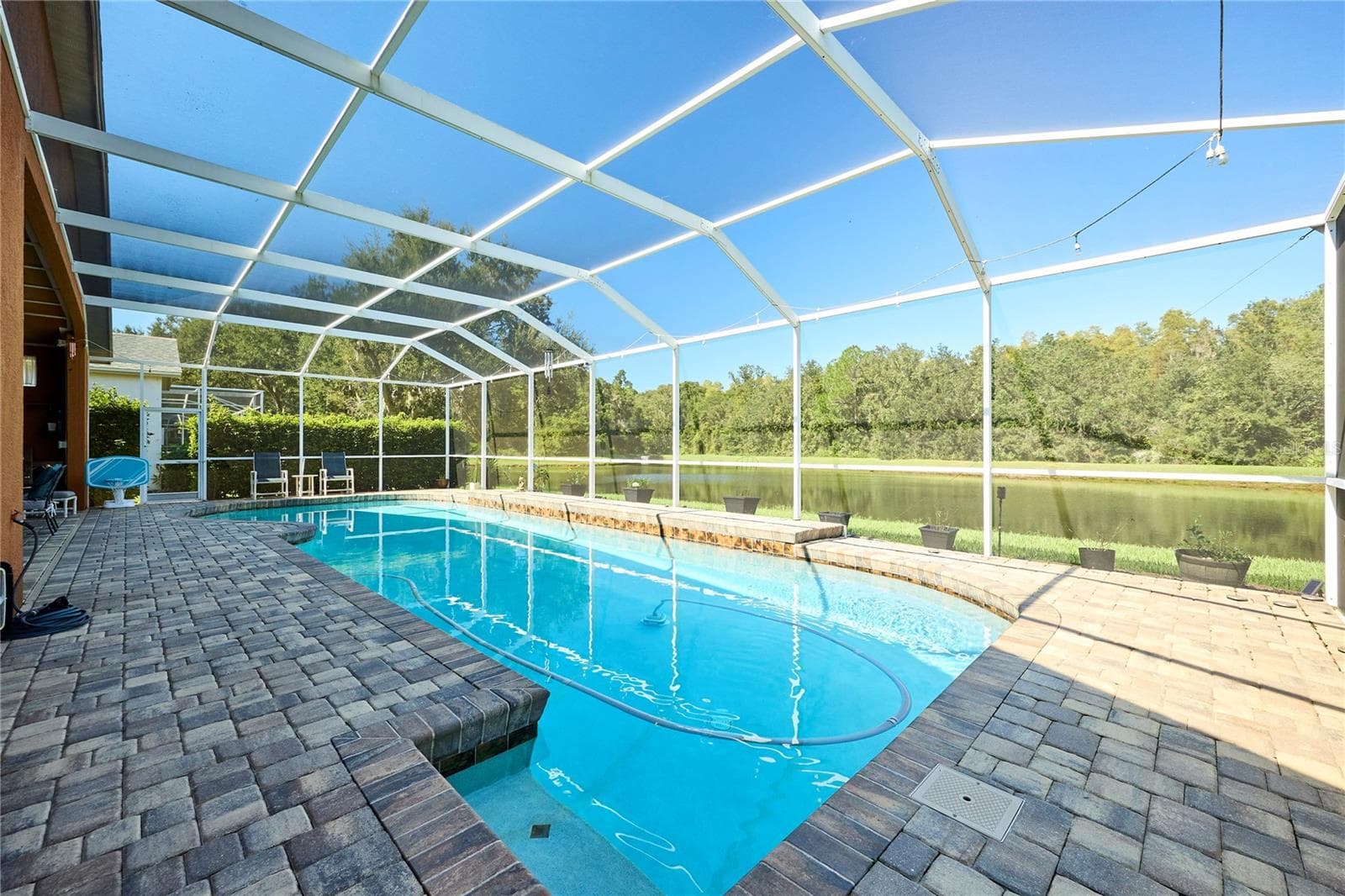 Single Family Residence at 18016 ROYAL FOREST DR, TAMPA, photo 57 of 71