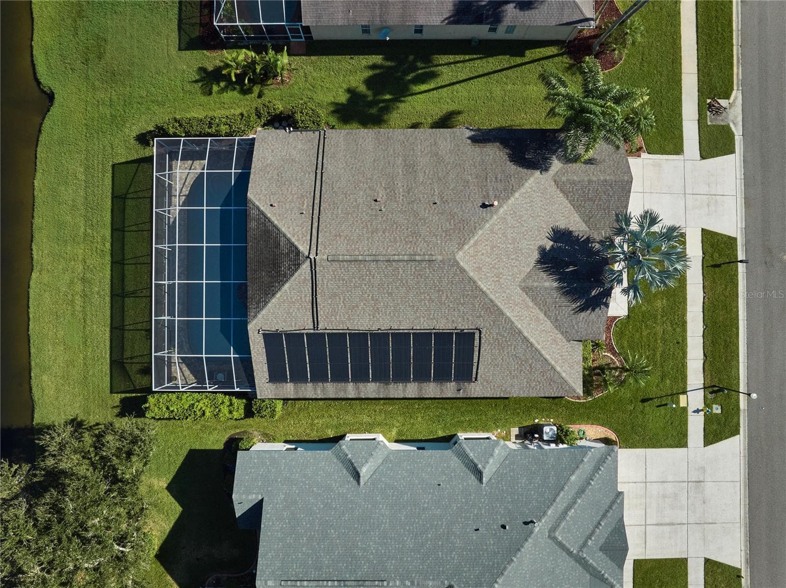 Single Family Residence at 18016 ROYAL FOREST DR, TAMPA, photo 67 of 71