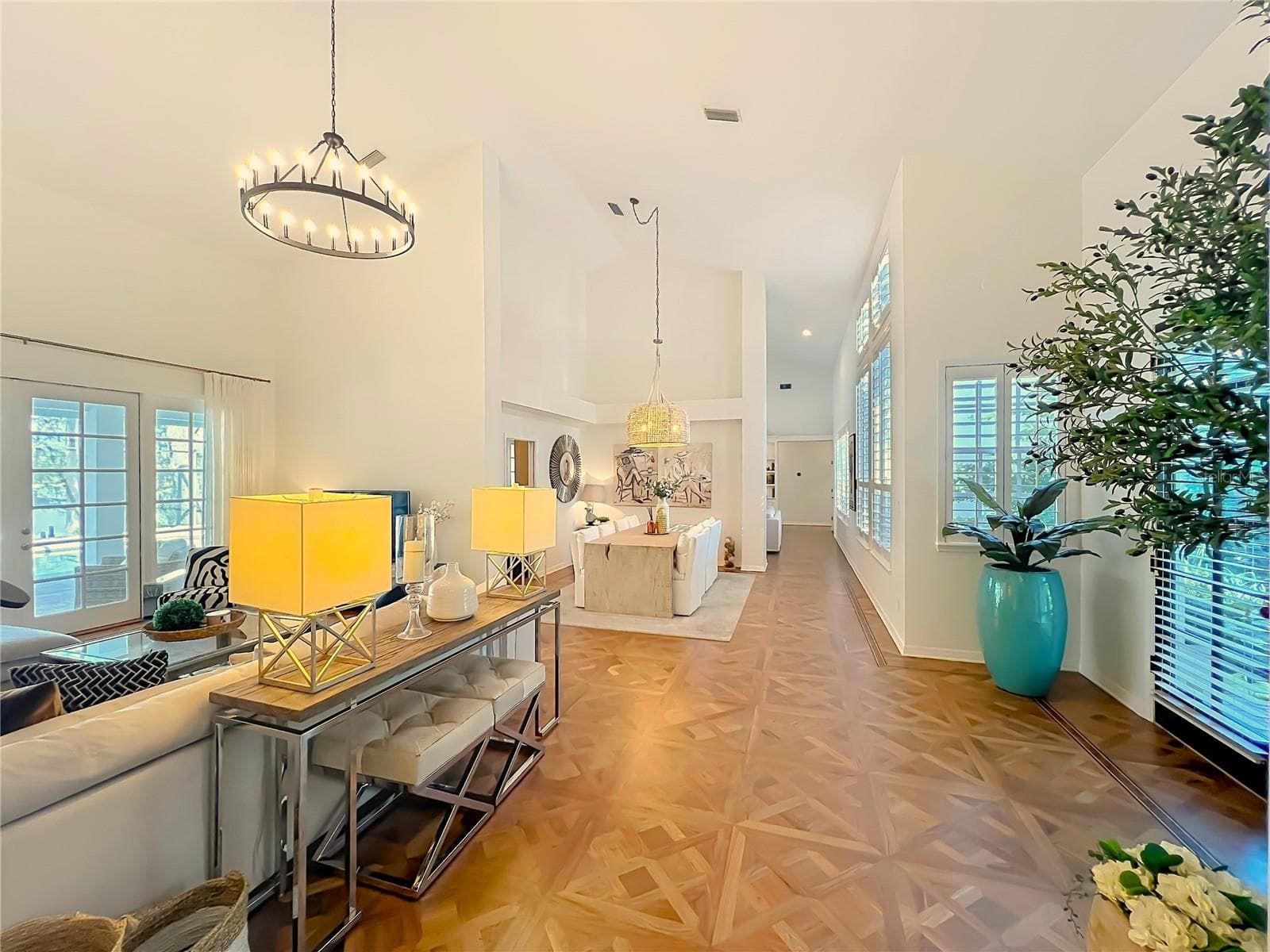 Single Family Residence at 972 OAKPOINT CIR, APOPKA, photo 16 of 102