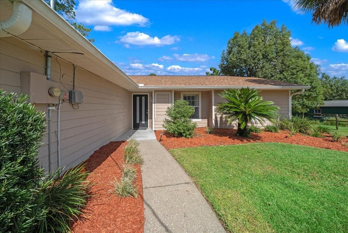 Single Family Residence at 1335 SE 18TH ST, OCALA, photo 8 of 54