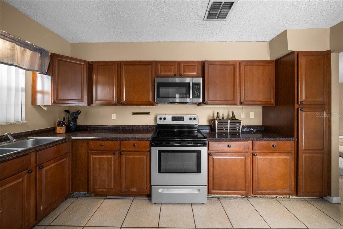 Single Family Residence at 1335 SE 18TH ST, OCALA, photo 28 of 54