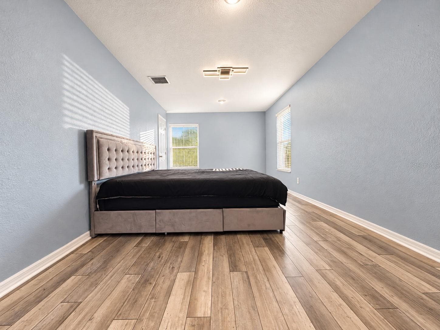 Primary Room - 141 S HIAWASSEE RD, ORLANDO