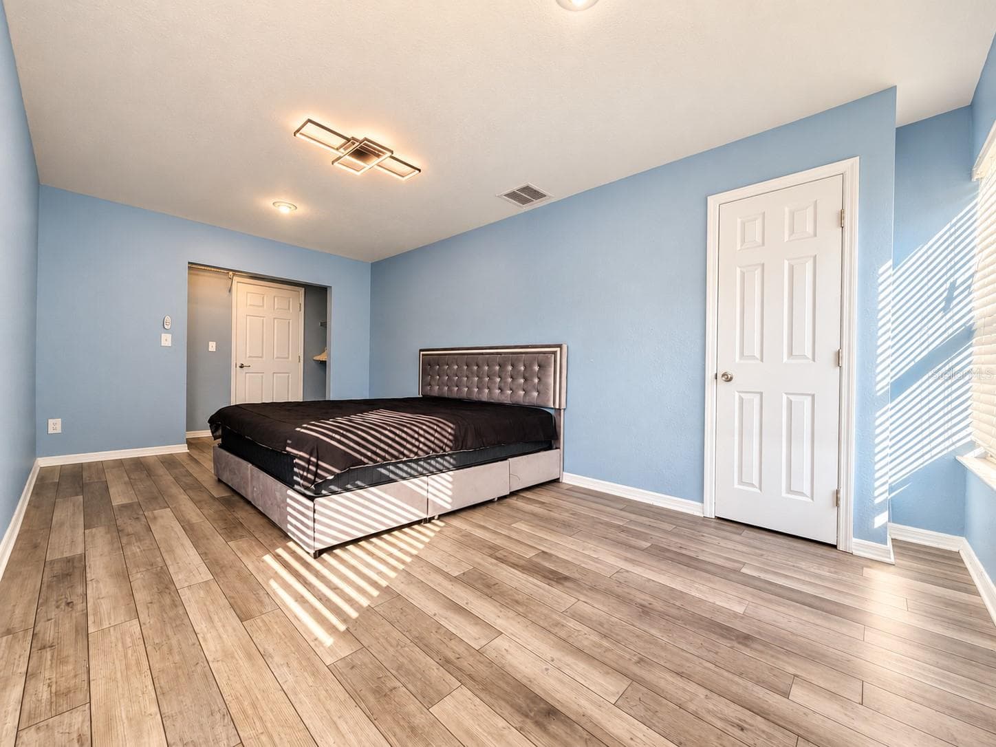 Primary Room - 141 S HIAWASSEE RD, ORLANDO
