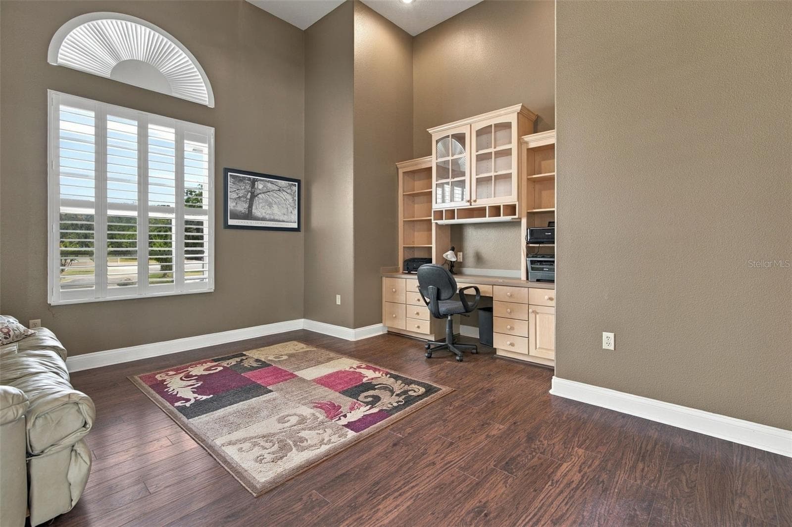 Office - 6722 W SENTINEL BLUFF PATH, BEVERLY HILLS