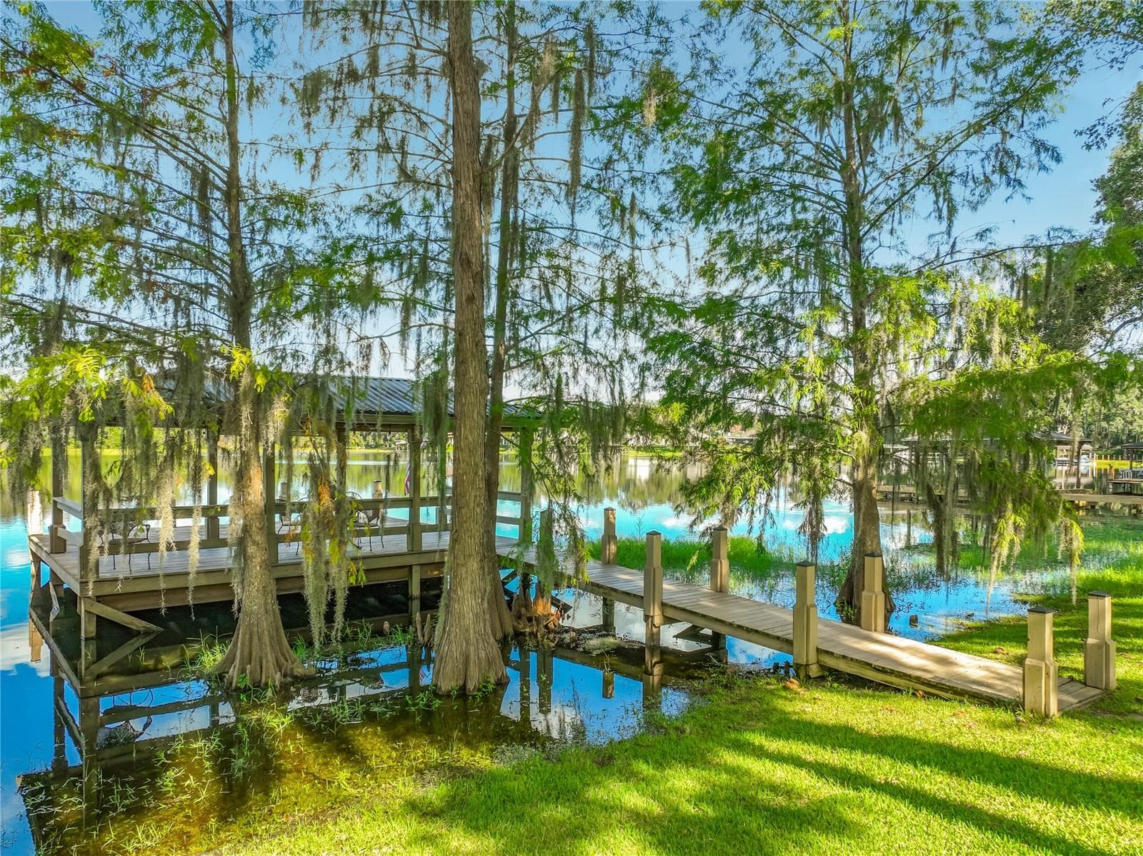 Single Family Residence at 972 OAKPOINT CIR, APOPKA, photo 85 of 102