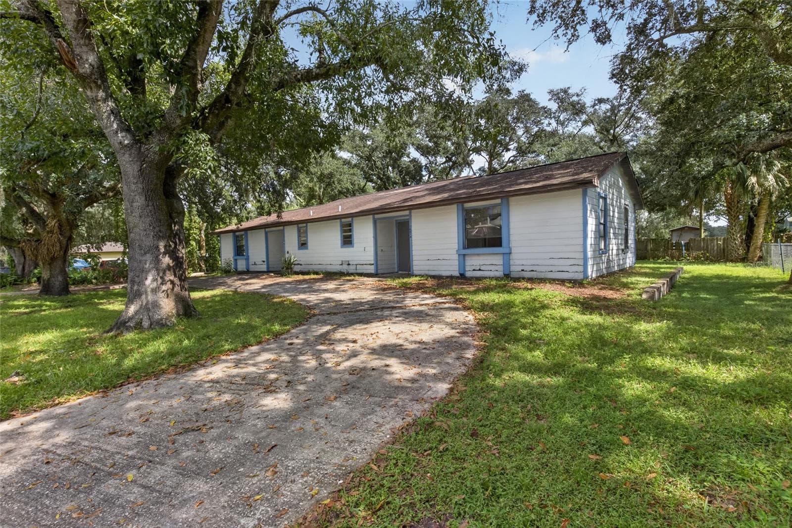Half Duplex at 1451 NOCATEE ST, INTERCESSION CITY, photo 2 of 29