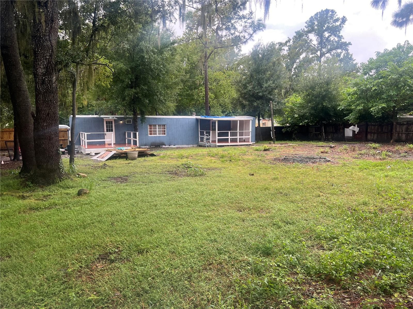 HUGE BACKYARD - 6905 AZLEE AVE, NEW PORT RICHEY