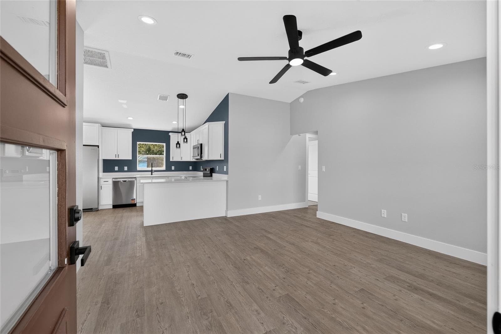 Single Family Residence at 13504 SW 112TH PL, DUNNELLON, photo 7 of 58