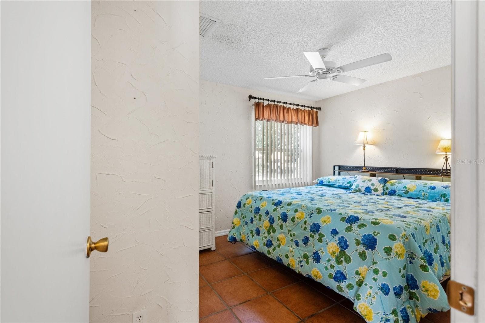 Villa at 952 AVALON AVE. AVE, THE VILLAGES, photo 18 of 27