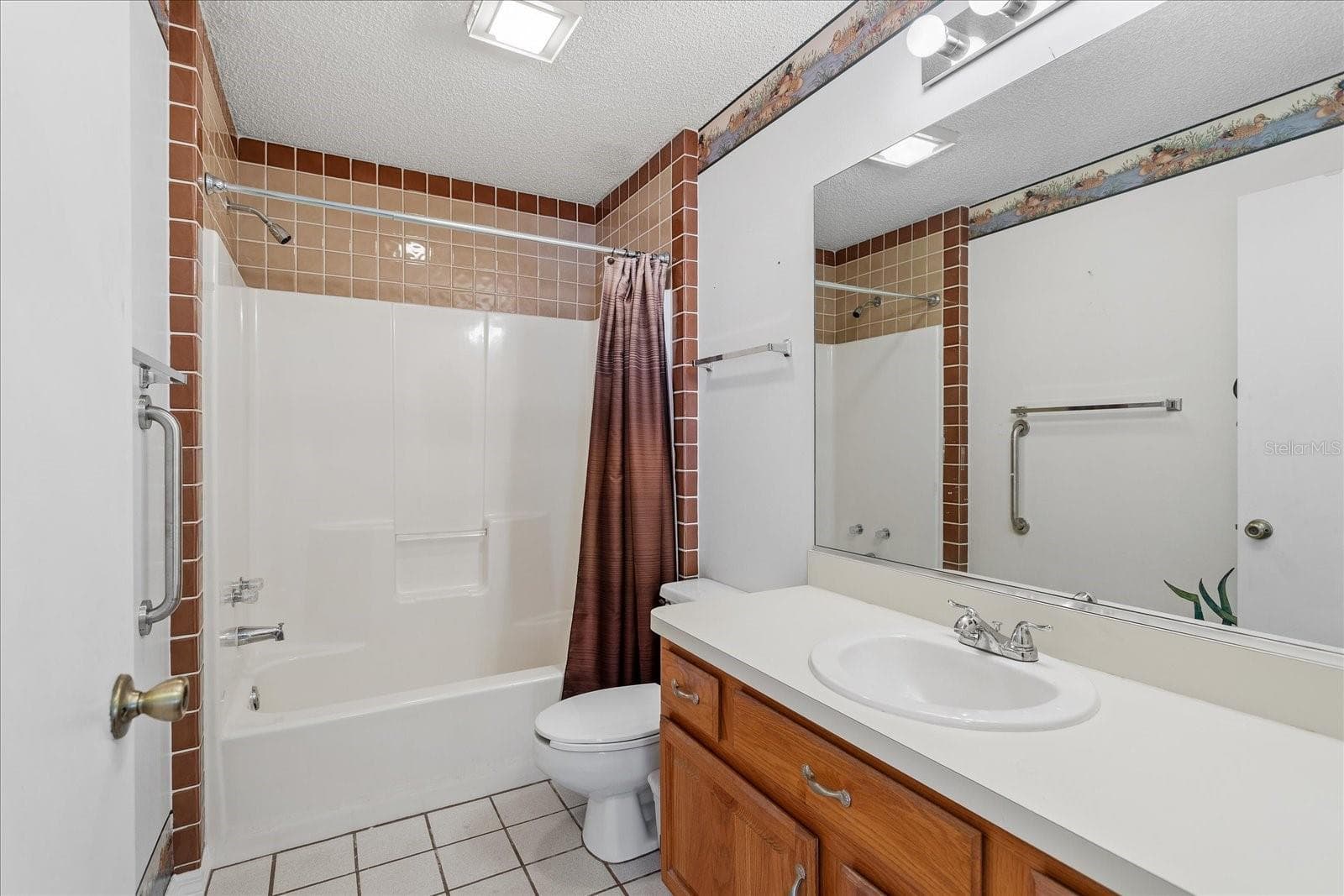 Villa at 952 AVALON AVE. AVE, THE VILLAGES, photo 20 of 27